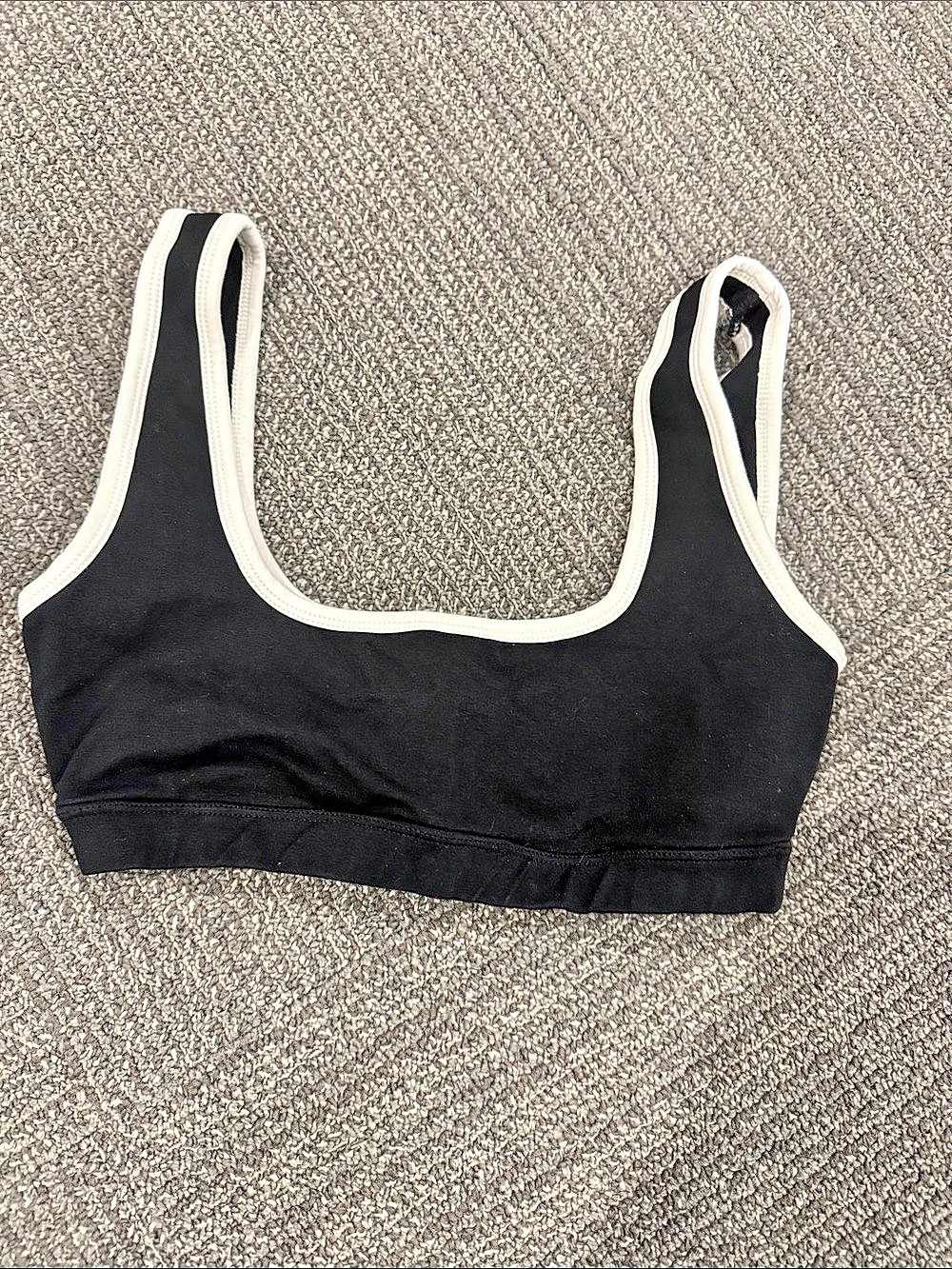 MATE Contrast Trim Sports Bra Size Small